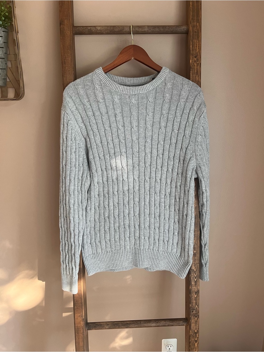 Men's Light Gray Cable Crewneck Sweater